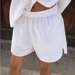 Djerf Avenue Breezy Short Beige Stripe